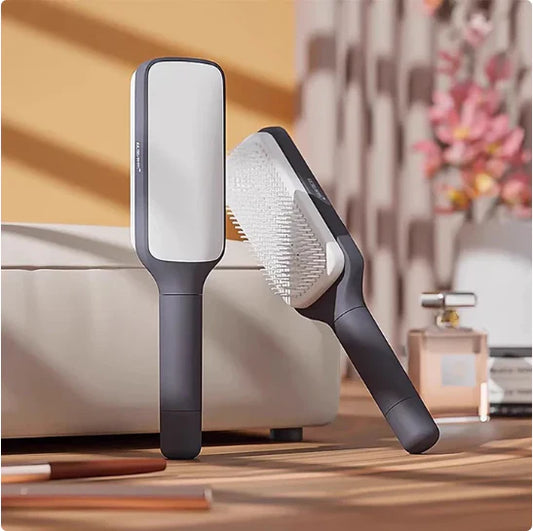 Twist & Clean Hair Brush